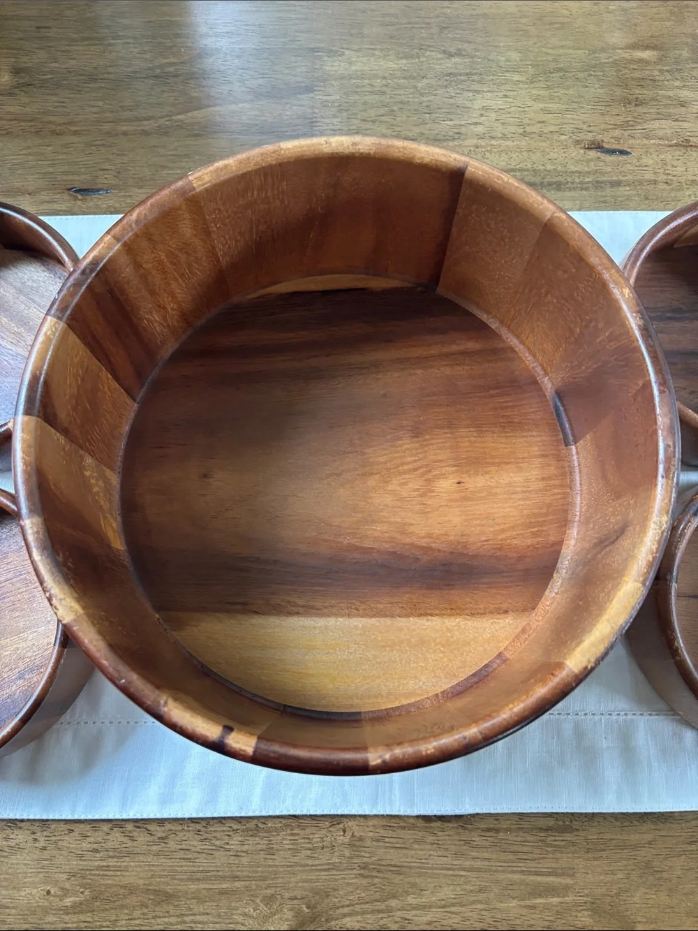 Wooden Salad Bowl Set with 4 Matching Bowls - Natural Brown